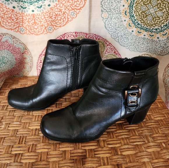 Liz Claiborne Flex Ankle Boots Size 8 - Picture 5 of 10